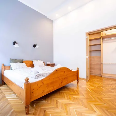 Апартаменты Chic & Getaway Dob 20