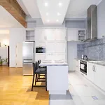 Apartment Chic & Getaway Dob 20 *
