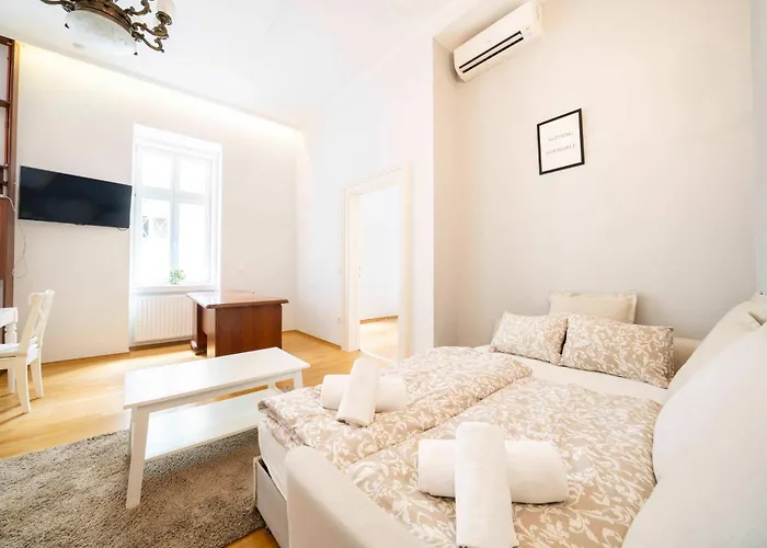 Chic & Getaway Dob 20 公寓